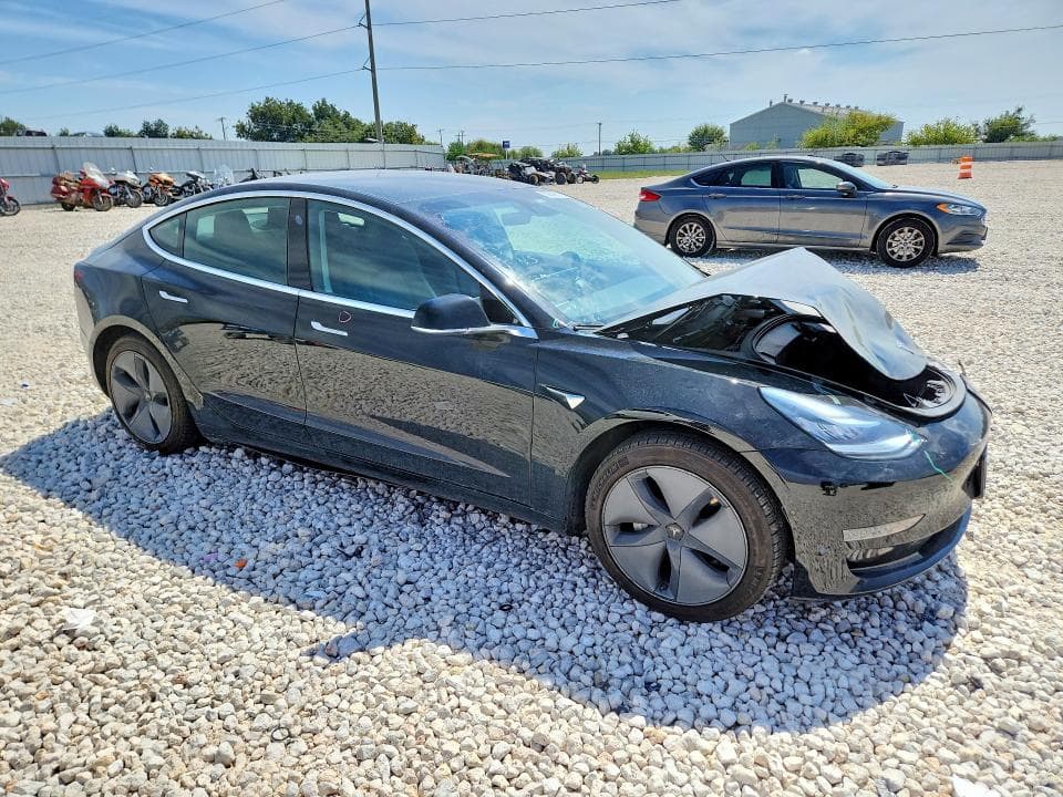 2020 TESLA MODEL 3 4
