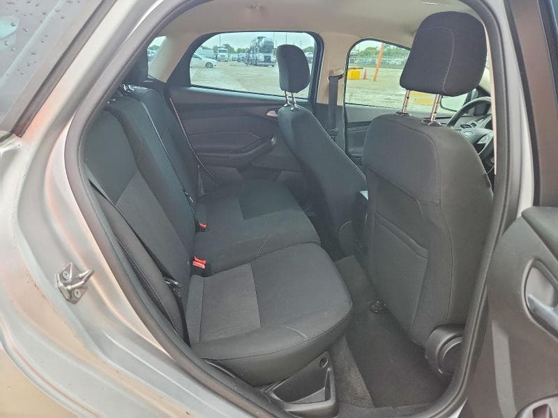 2018 FORD FOCUS SE 10