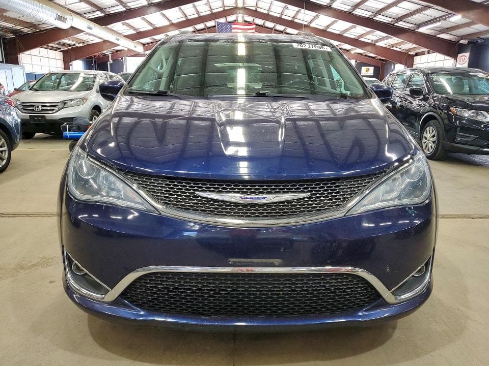 2019 CHRYSLER PACIFICA TOURING L 5