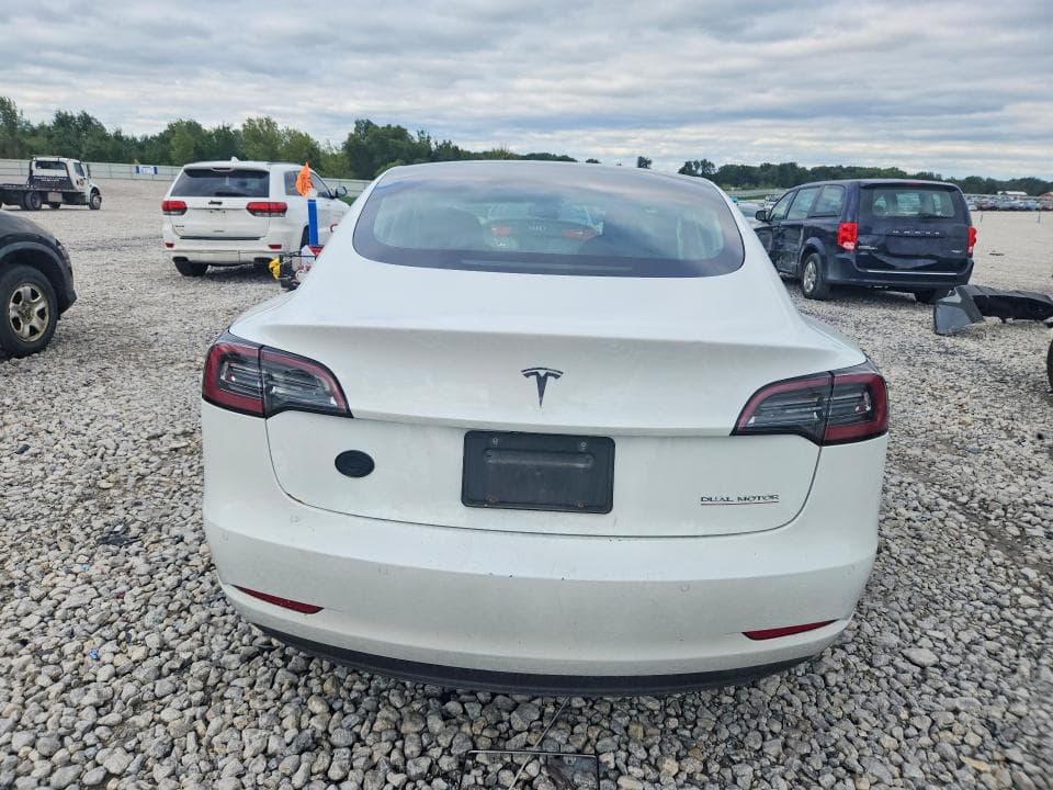 2020 TESLA MODEL 3 6