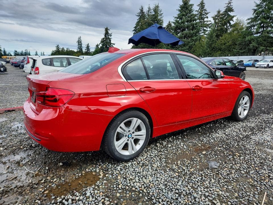 2018 BMW 330 XI 3