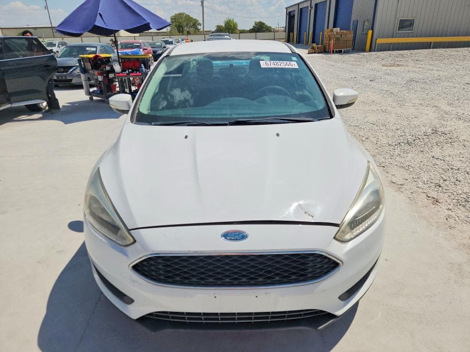 2017 FORD FOCUS SE 5