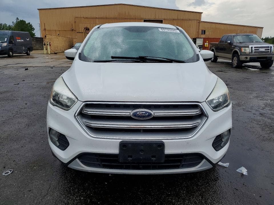 2017 FORD ESCAPE SE 5