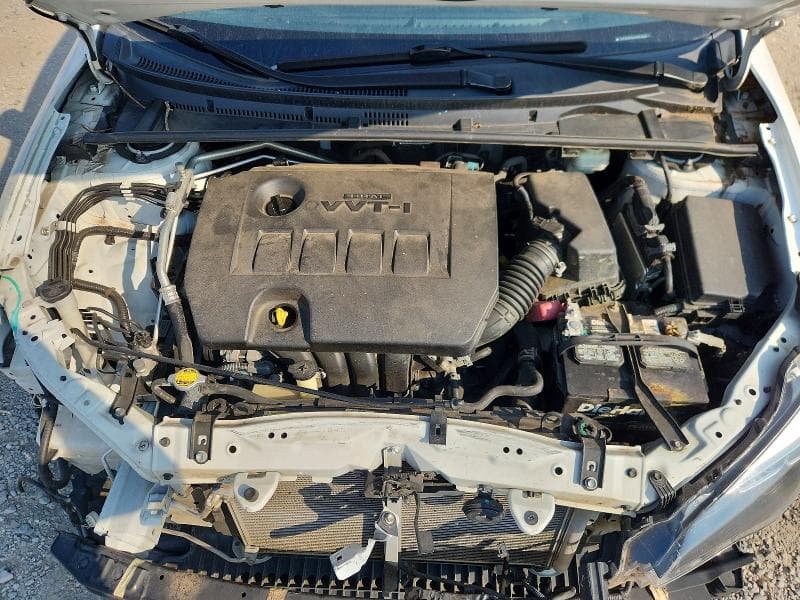 2017 TOYOTA COROLLA SE 11