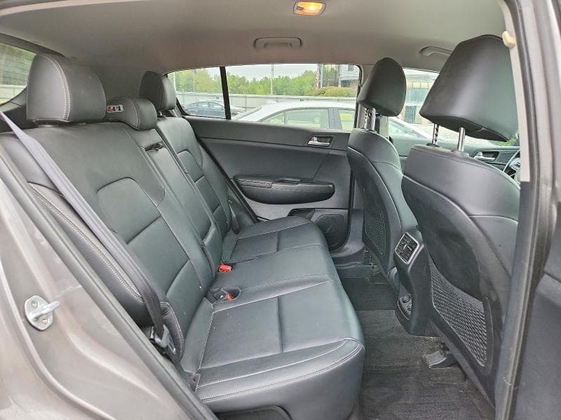 2017 KIA SPORTAGE EX 11