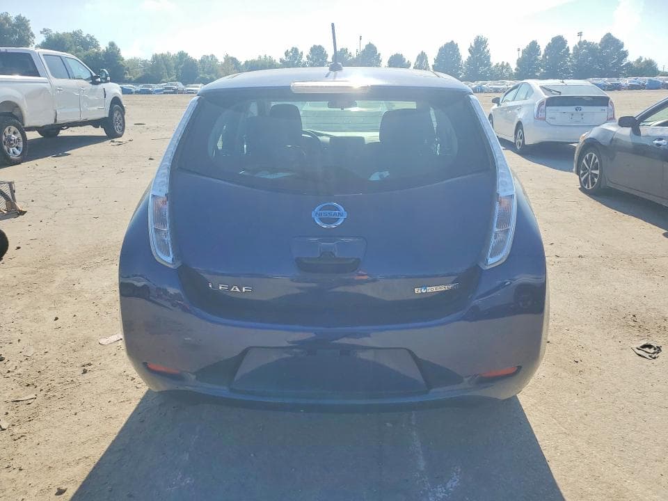 2017 NISSAN LEAF S 6