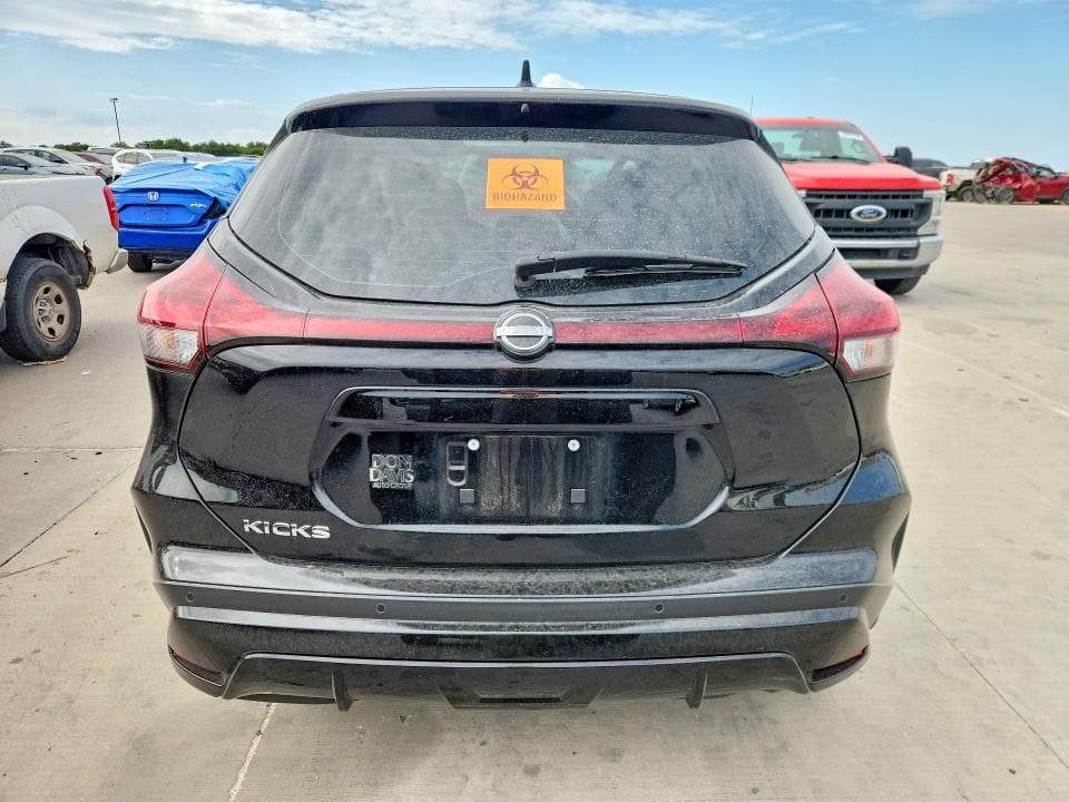 2024 NISSAN KICKS S 6