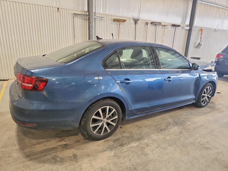 2017 VOLKSWAGEN JETTA SE 3