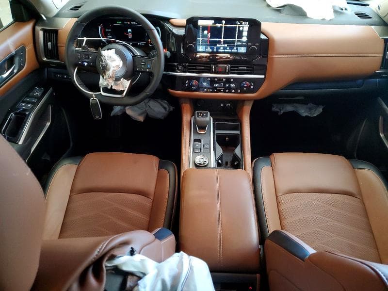 2025 NISSAN PATHFINDER PLATINUM 8