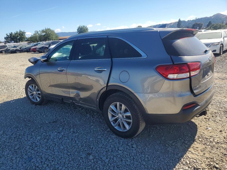 2017 KIA SORENTO LX 2