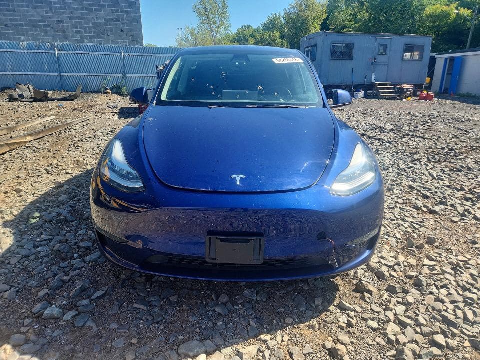 2023 TESLA MODEL Y 5