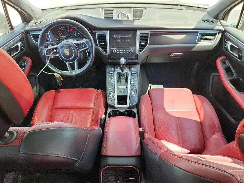 2017 PORSCHE MACAN GTS 8