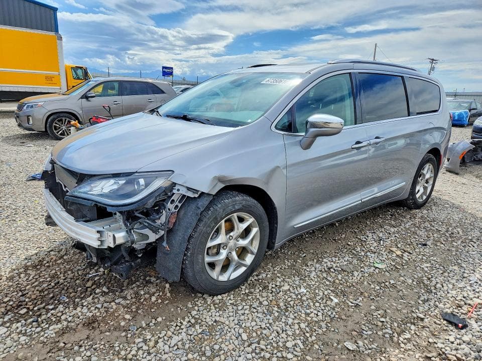 2019 CHRYSLER PACIFICA LIMITED