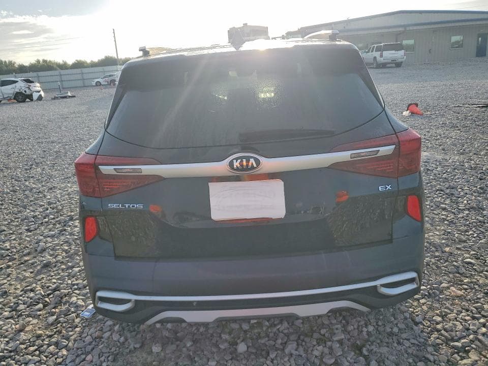 2021 KIA SELTOS EX 6
