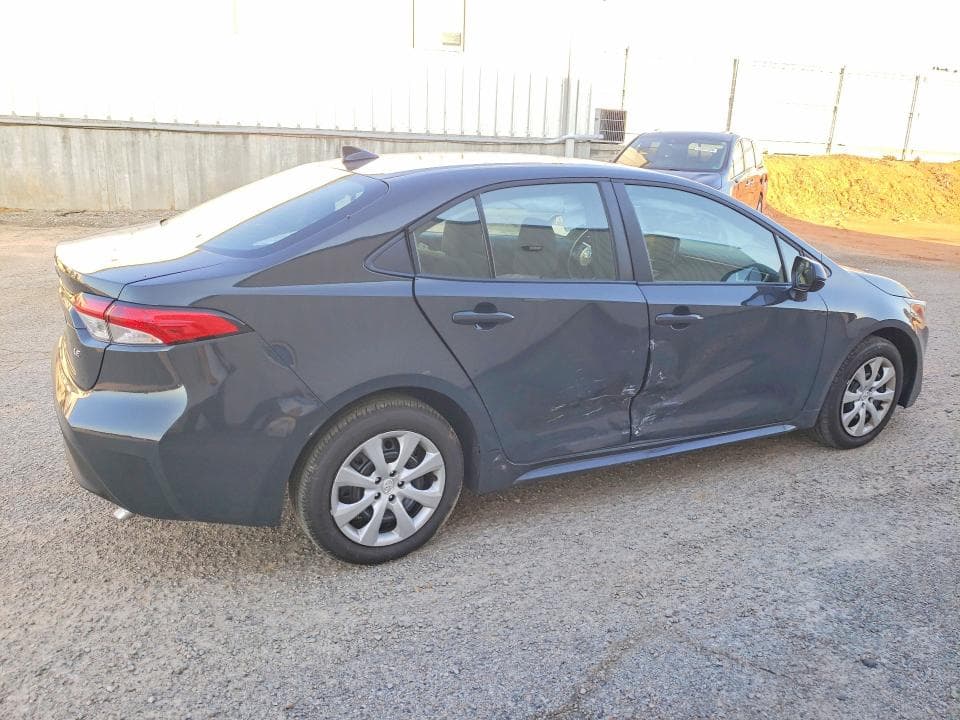 2026 TOYOTA COROLLA LE 3
