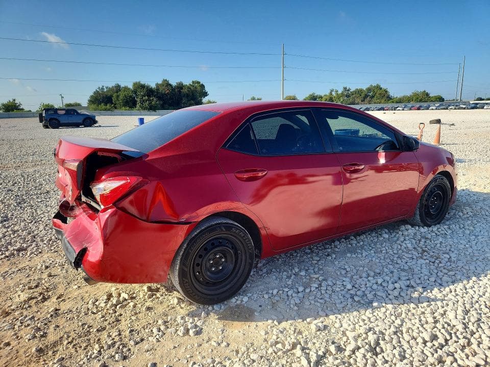 2017 TOYOTA COROLLA LE 3