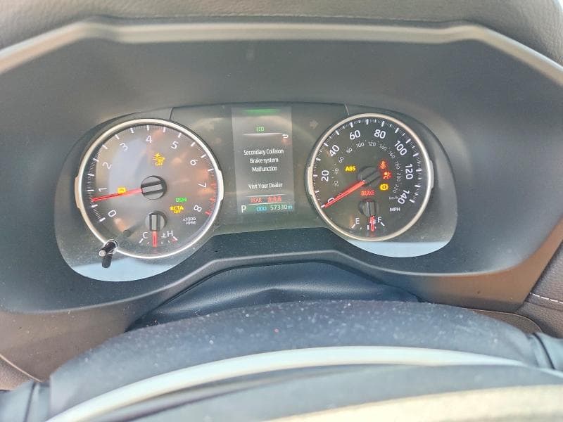 2021 TOYOTA RAV4 LE 9