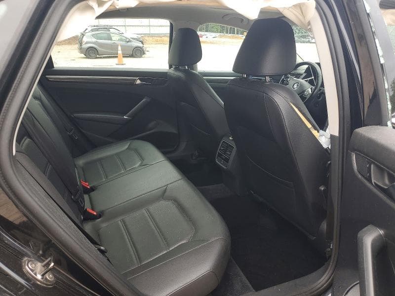2017 VOLKSWAGEN PASSAT SE 10