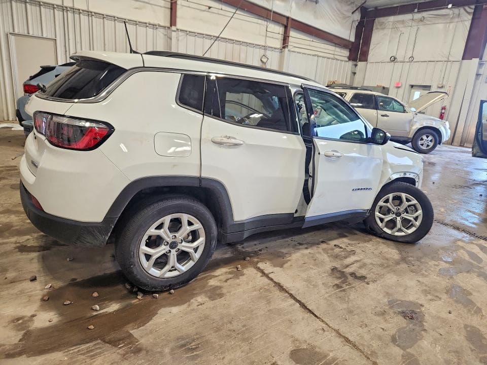 2025 JEEP COMPASS LATITUDE 3