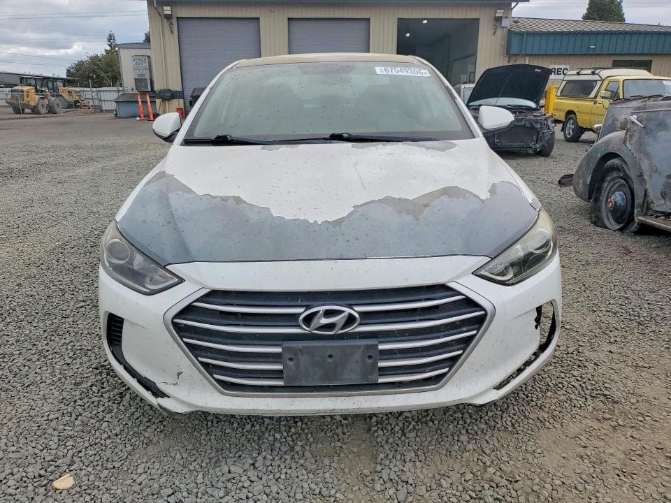 2017 HYUNDAI ELANTRA SE 5
