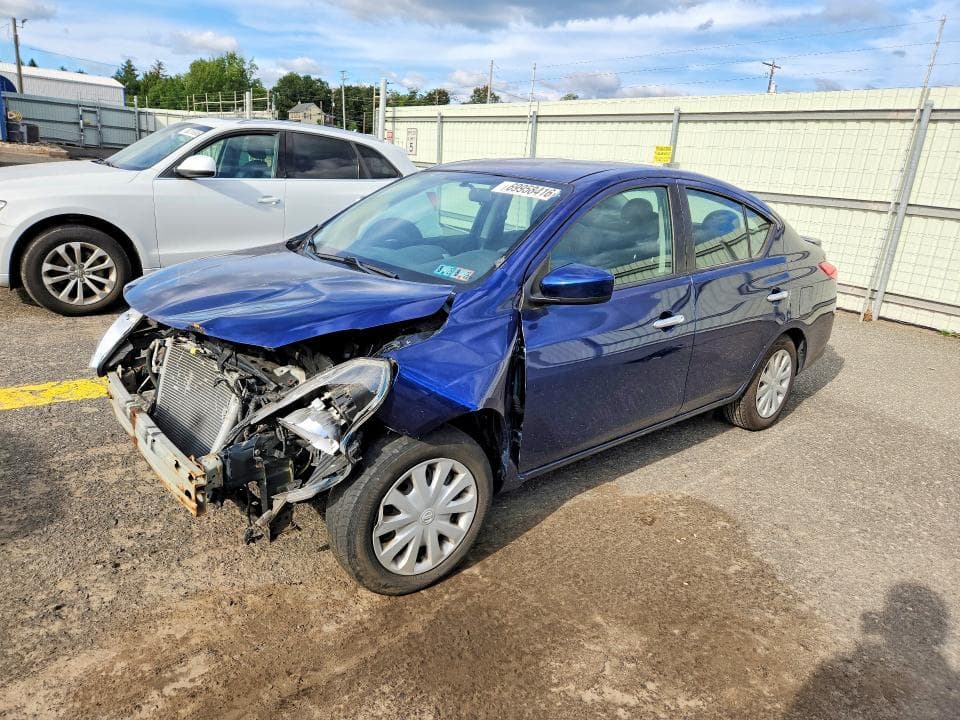 2018 NISSAN VERSA SV - 1