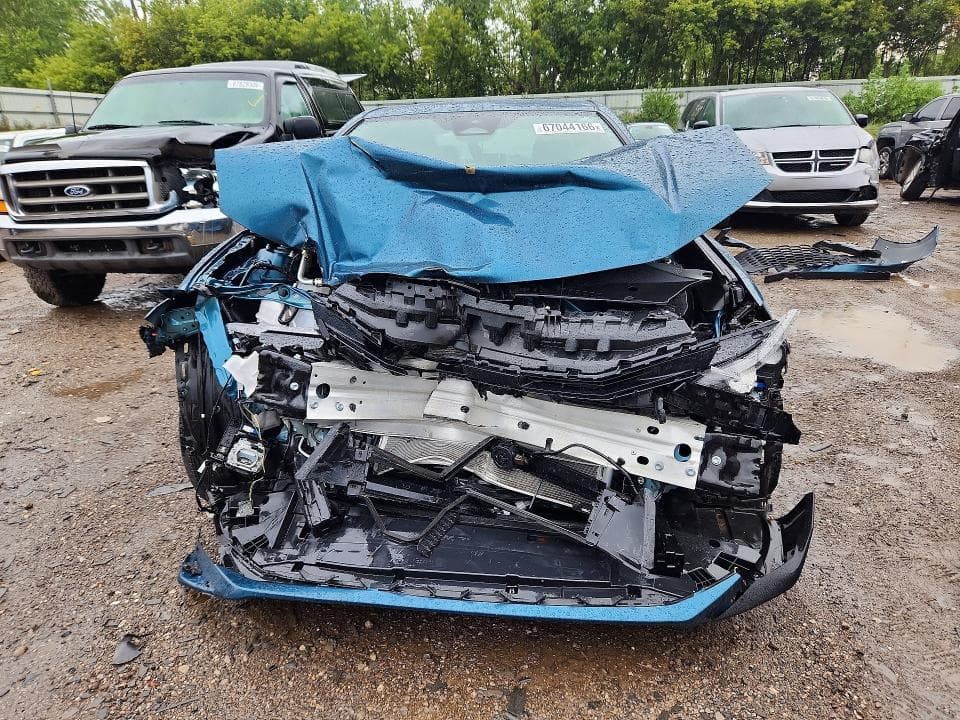 2025 TOYOTA CAMRY SE 5