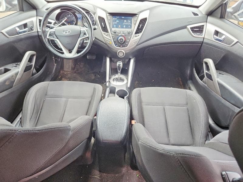 2017 HYUNDAI VELOSTER BASE 8