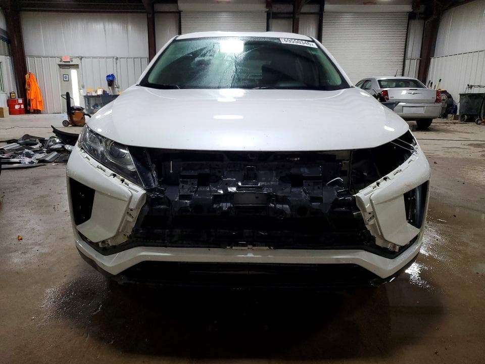 2018 MITSUBISHI ECLIPSE CROSS SE 5