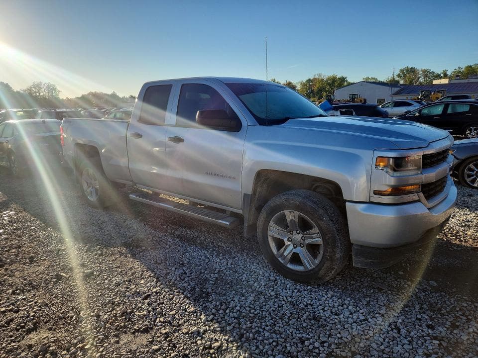 2017 CHEVROLET SILVERADO K1500 CUSTOM 4