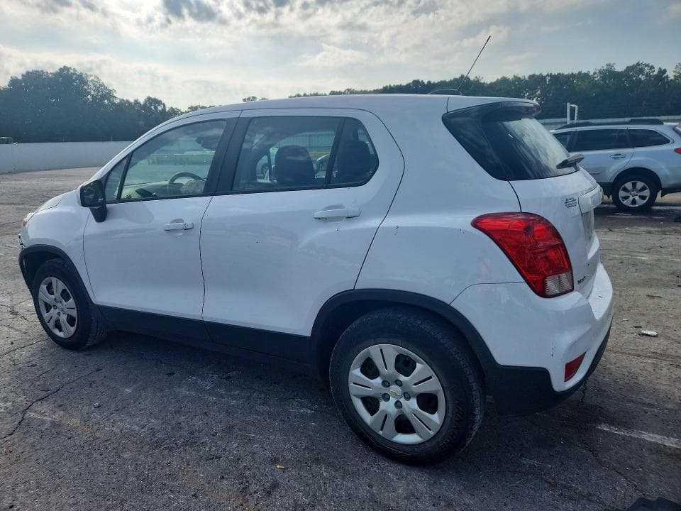 2018 CHEVROLET TRAX LS 2