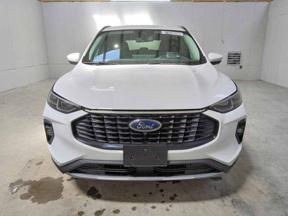 2023 FORD ESCAPE 5