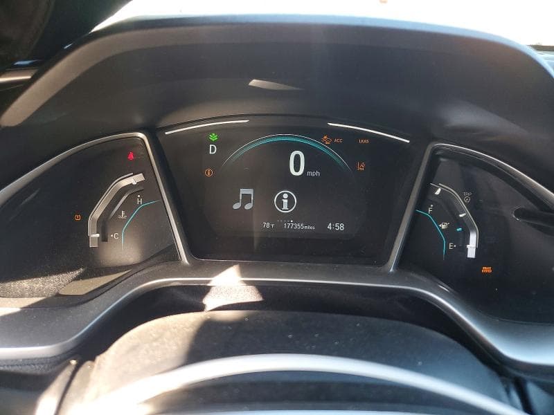 2017 HONDA CIVIC EX 9