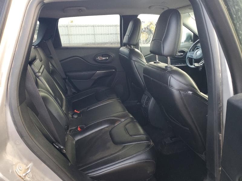 2019 JEEP CHEROKEE LATITUDE PLUS 11