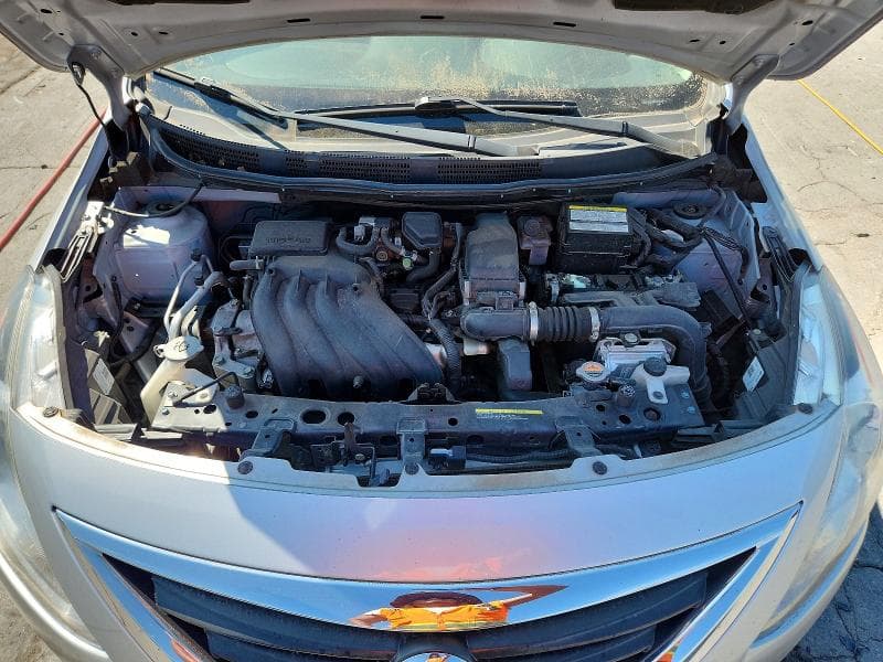 2019 NISSAN VERSA SV 11