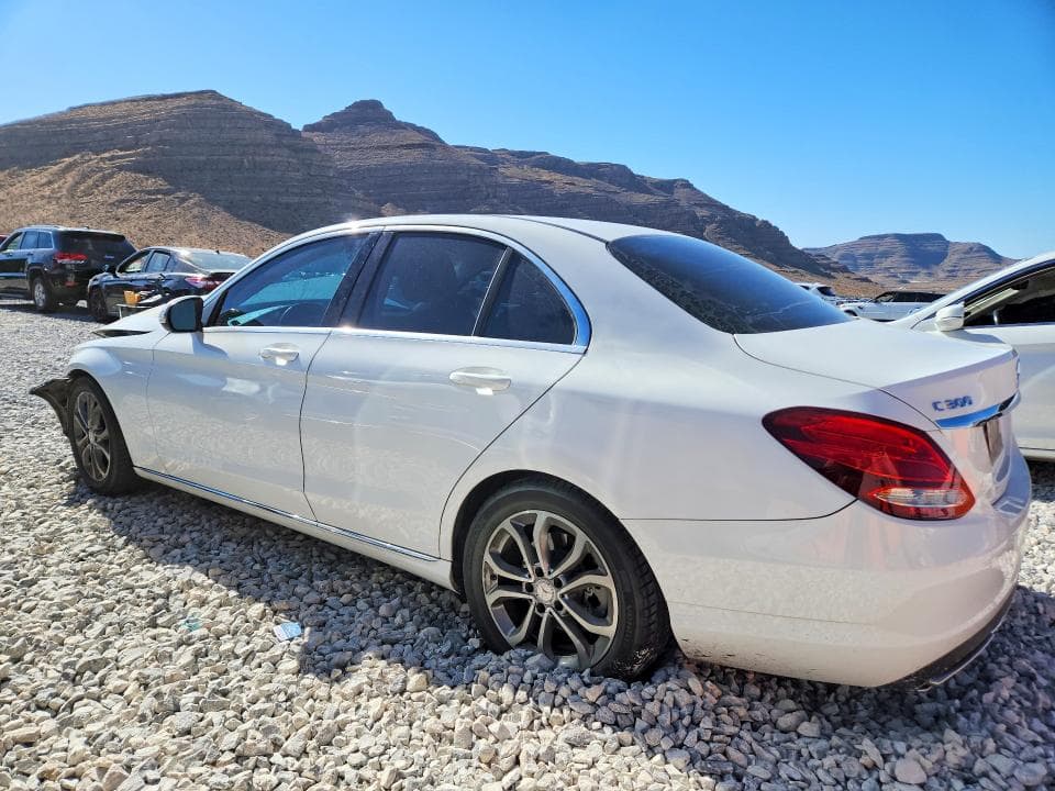 2017 MERCEDES-BENZ C 300 2