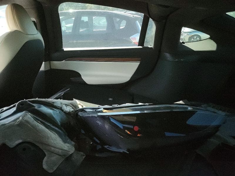 2024 TESLA MODEL X 10