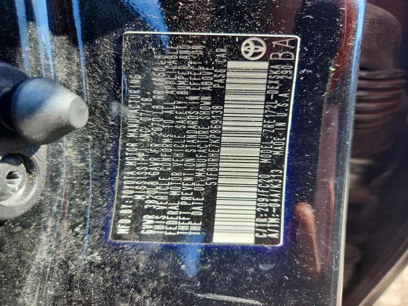 2019 TOYOTA COROLLA SE 12