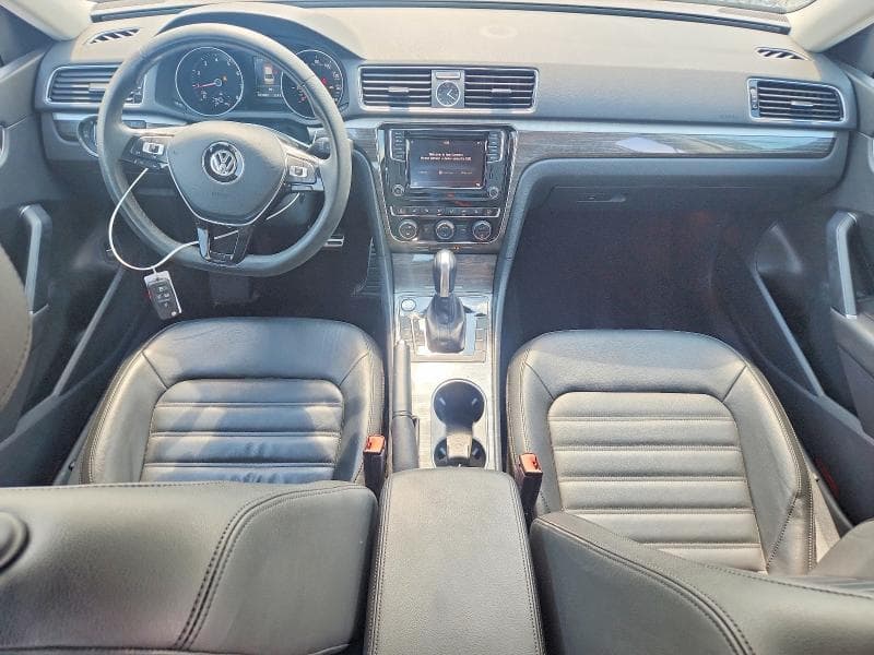 2017 VOLKSWAGEN PASSAT SEL PREMIUM 8