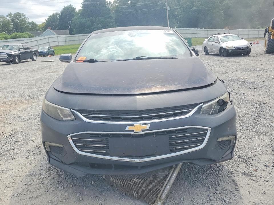 2017 CHEVROLET MALIBU LT 5