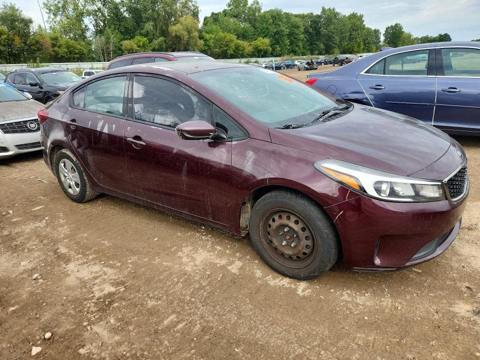 2017 KIA FORTE LX 4