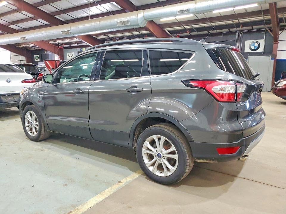 2018 FORD ESCAPE SE 2
