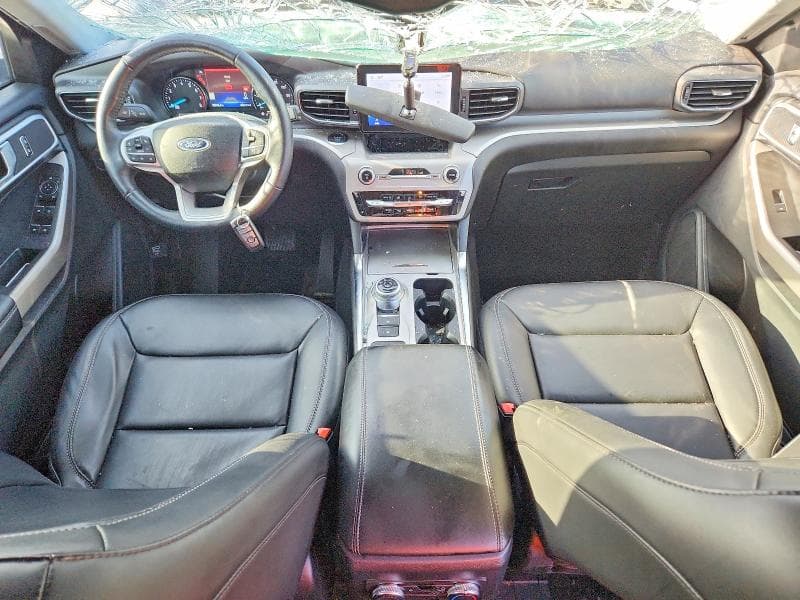 2022 FORD EXPLORER XLT 8