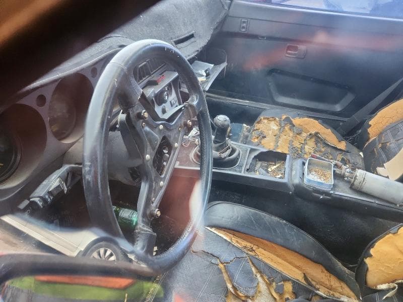 1985 PORSCHE 944 9