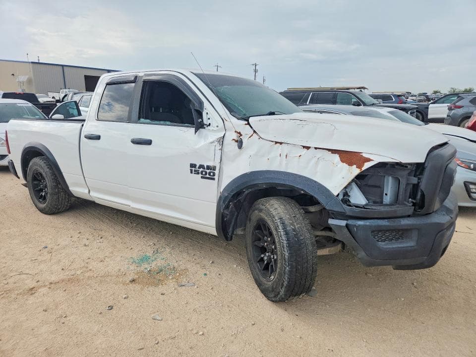 2022 RAM 1500 CLASSIC SLT 4