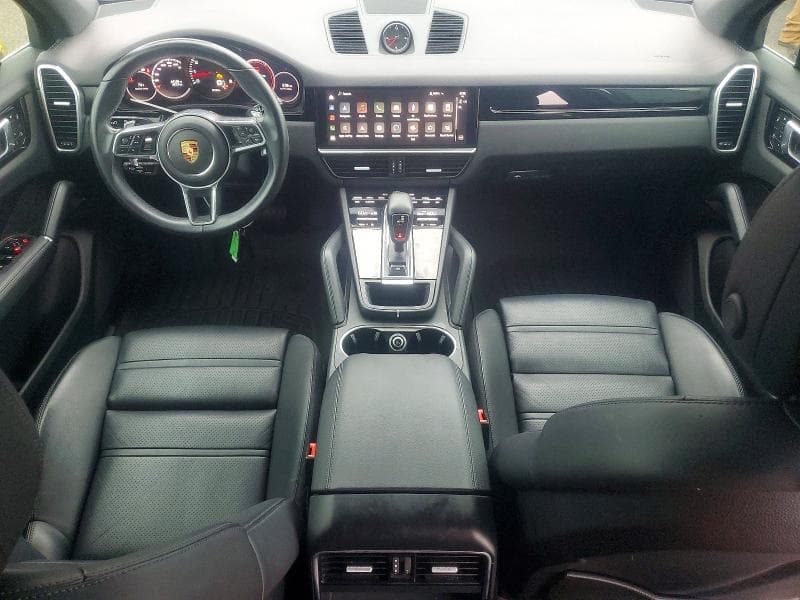 2022 PORSCHE CAYENNE 8