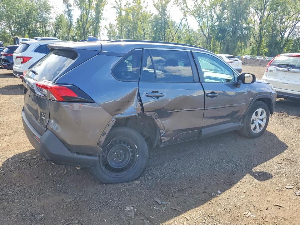 2021 TOYOTA RAV4 LE 3