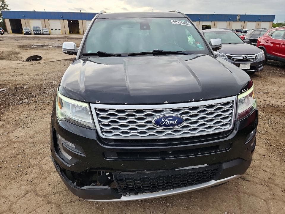 2017 FORD EXPLORER PLATINUM 5