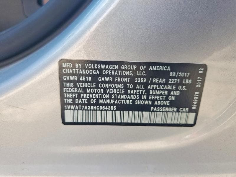 2017 VOLKSWAGEN PASSAT S 12