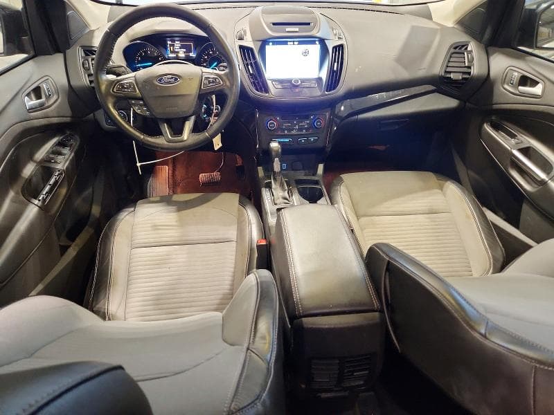 2017 FORD ESCAPE SE 8