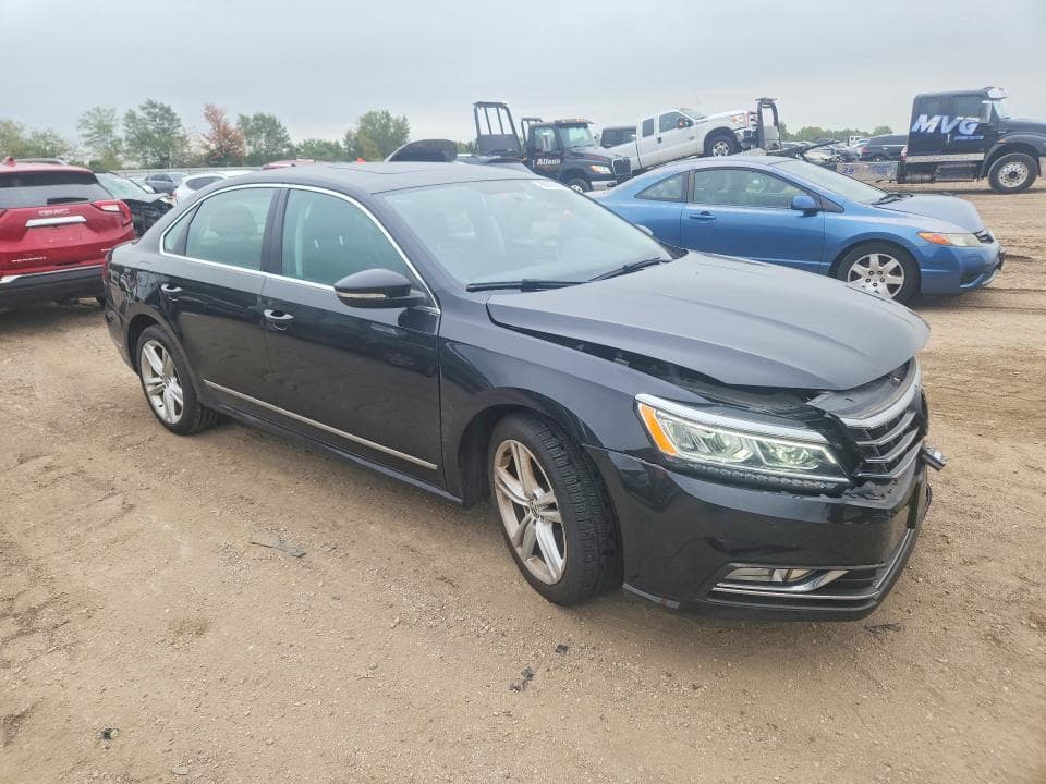 2017 VOLKSWAGEN PASSAT SE 4